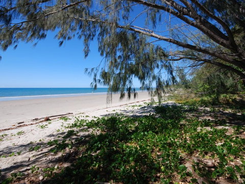 Spindrift Townhouse No.3 - Accommodation QLD 1