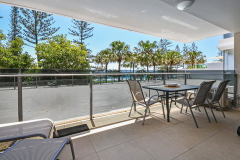 Spinnaker Apartments - Accommodation QLD 1
