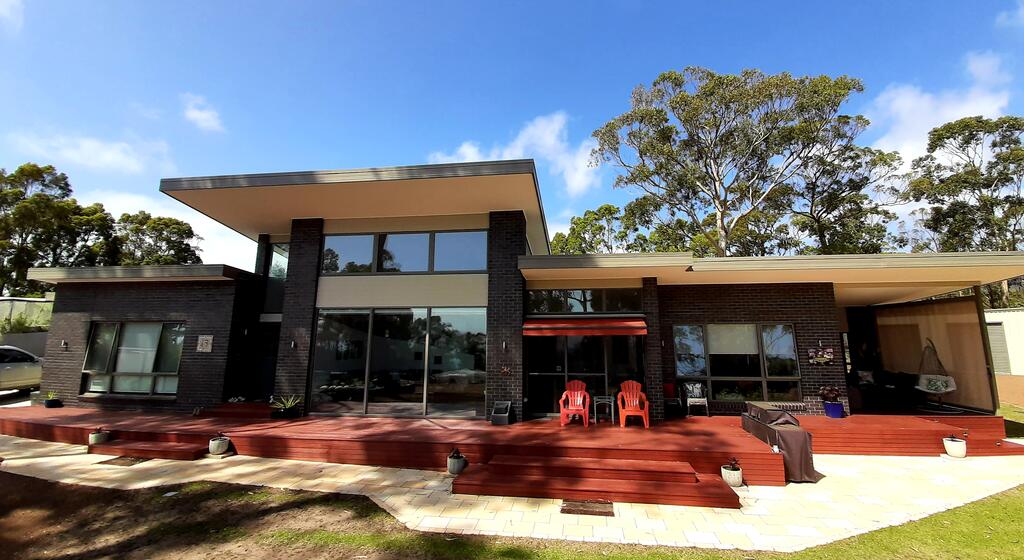 Spring Beach TAS Accommodation QLD
