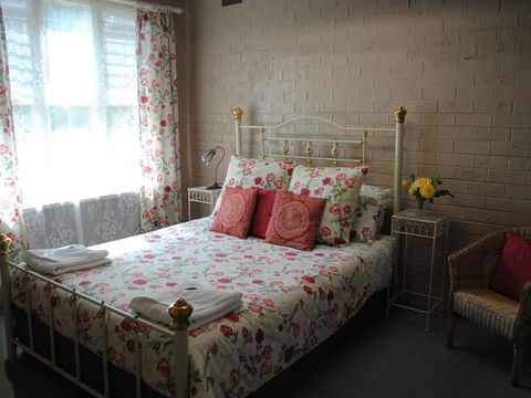 Springhurst Butter Factory - Accommodation QLD 1