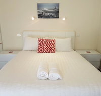Springtide Studio Apartments - Accommodation QLD