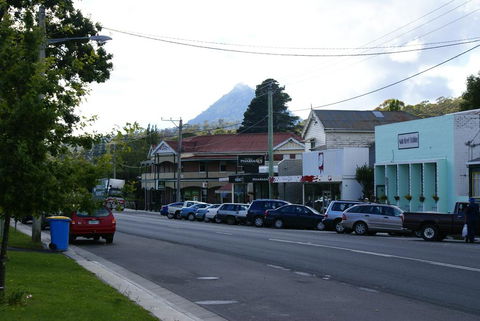 St Marys Hotel And Bistro - Accommodation QLD 1