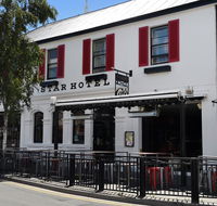 Star Bar Cafe  Hotel - Accommodation QLD