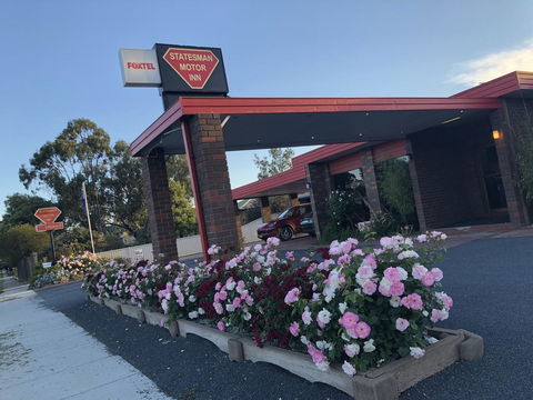 Statesman Motor Inn - Accommodation QLD 0