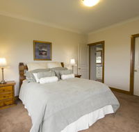 Stay Bathurst - Accommodation QLD