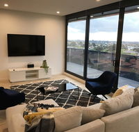 StayCentral Essendon Escape Sub-penthouse - Accommodation QLD