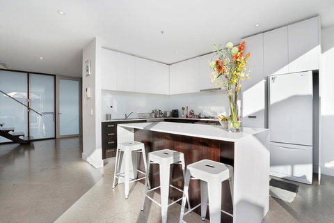 StayCentral On Oxford Penthouse - Accommodation QLD 1
