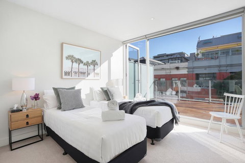 StayCentral On Oxford Penthouse - Accommodation QLD 3