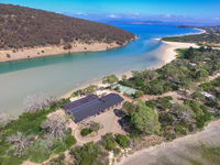Book Carlton Accommodation Vacations Accommodation QLD Accommodation QLD