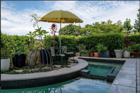 Stonehawke Place - Accommodation QLD 2