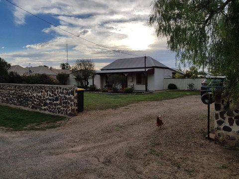 Stonewall Cottage - Accommodation QLD 0