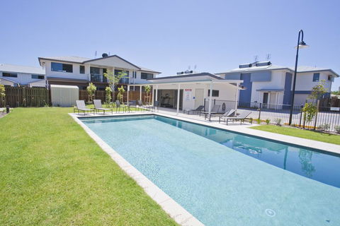 Stonewood Villas - Accommodation QLD 1