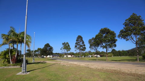 Stoney Park Holiday Park - Accommodation QLD 0