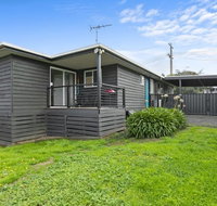 Strathmore Beach House 67 - Accommodation QLD