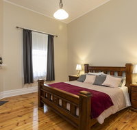 Strothers Farm House - Accommodation QLD