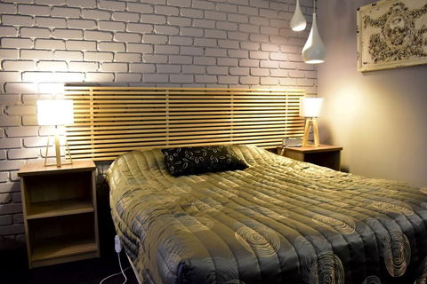 Strzelecki Motor Lodge - Accommodation QLD 2