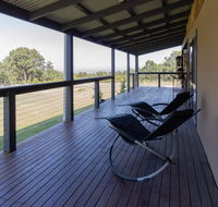 Studio 165 Hidden Gem on 50 acres with bay views - Accommodation QLD