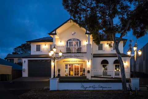 Studio Guest Suites - Accommodation QLD 0