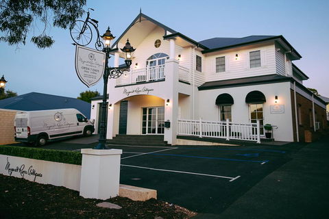 Studio Guest Suites - Accommodation QLD 3