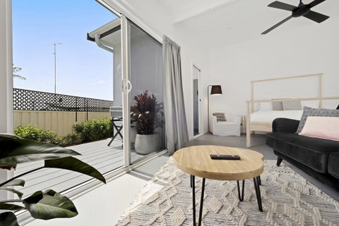 Studio Ocean Breeze @ Huskisson - Accommodation QLD 2