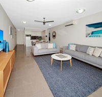 Stunning ground floor city apartment. - Accommodation QLD