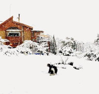 STUNNING HOME WITH AMAZING VIEWS - just 20 mins to the city and only 10 to MONA - Accommodation QLD