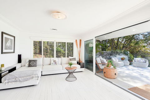 Stunning Oceanview Retreat Between Beach And Bush - Accommodation QLD 0