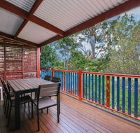 Stylish 3 Bedroom Family Home in Leafy Paddington - Accommodation QLD