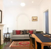 Stylish 3 Bedroom Townhouse in Darlinghurst - Accommodation QLD