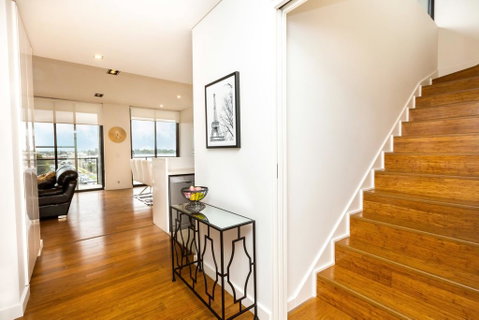 Stylish Inner City Penthouse Apartment - Accommodation QLD 1