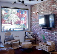 Stylish Modern Apartment Located In Marrickville - Accommodation QLD