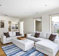 Summer Breeze - Accommodation QLD