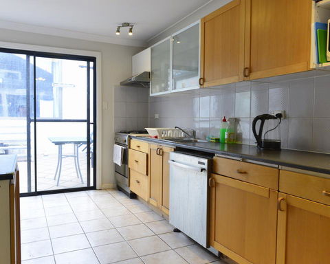 Summer Vacation Accommodation - Accommodation QLD 2