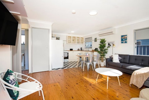Sun Shack @ Culburra - Pet Friendly - 3 Mins To Beach - Accommodation QLD 3
