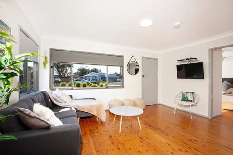 Sun Shack @ Culburra - Pet Friendly - 3 Mins To Beach - Accommodation QLD 1