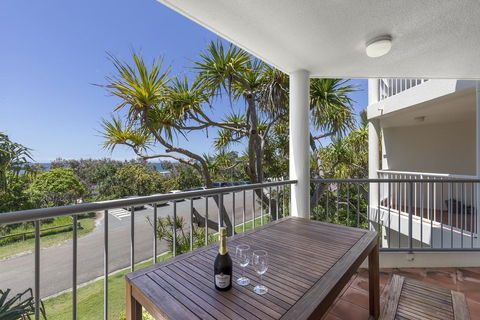 Sun, Sand, And Surf, Sunrise Beach - Accommodation QLD 0