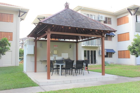 Sunbird - Accommodation QLD 1