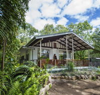 Sunbird Retreat - Accommodation QLD