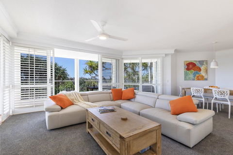 Sun, Sand, And Surf, Sunrise Beach - Accommodation QLD 2