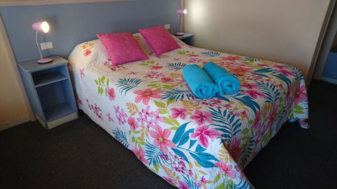 Sunflower Motel - Accommodation QLD 1