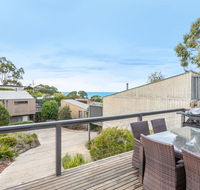 SUNRISE AT BREAKERS - Townhouse close to town - Accommodation QLD