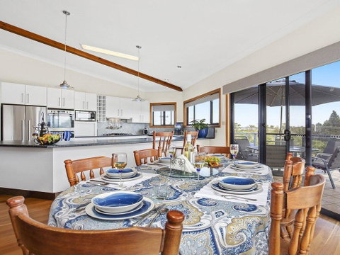 SunRay On Orama - Spacious With Great Views - Accommodation QLD 3