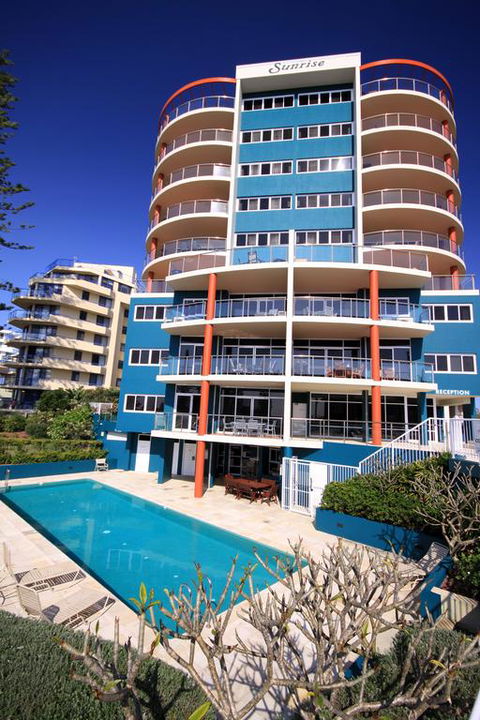 Sunrise Luxury Apartments - Accommodation QLD 3