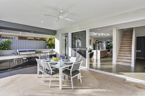 Sunrise SEA-esta - Accommodation QLD 3