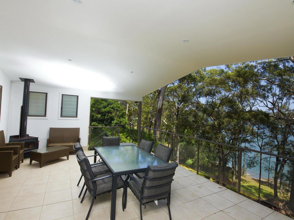 Smiths Lake NSW Accommodation QLD