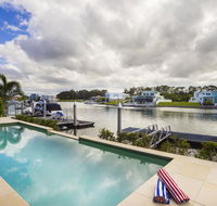 Sunset Circle at the Cove - Accommodation QLD