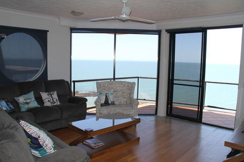 Sunset Sails Redcliffe - Accommodation QLD 3