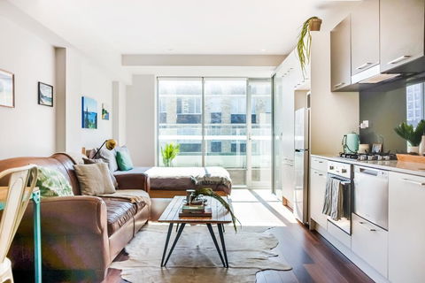 Sunshine City Loft! - Accommodation QLD 0