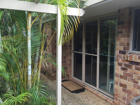 Sunshine Coast Tropical Getaway - Accommodation QLD 3