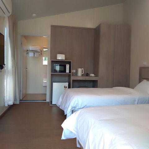 Sunshine Gardens Bourke Resort - Accommodation QLD 3